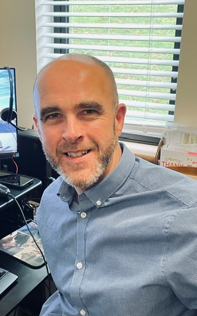 Dr Graham Syers